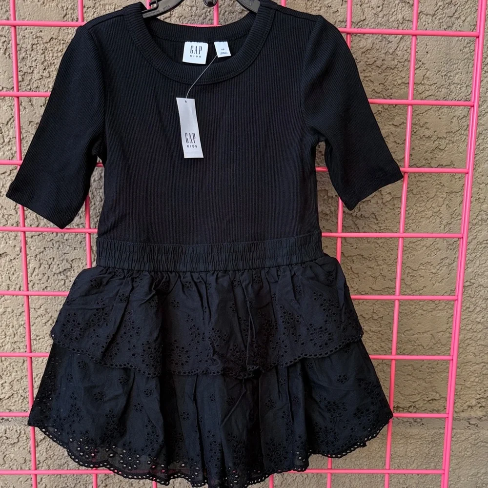 New GAP Mixed Media Black Cotton Eyelet Dress with Short Sleeve